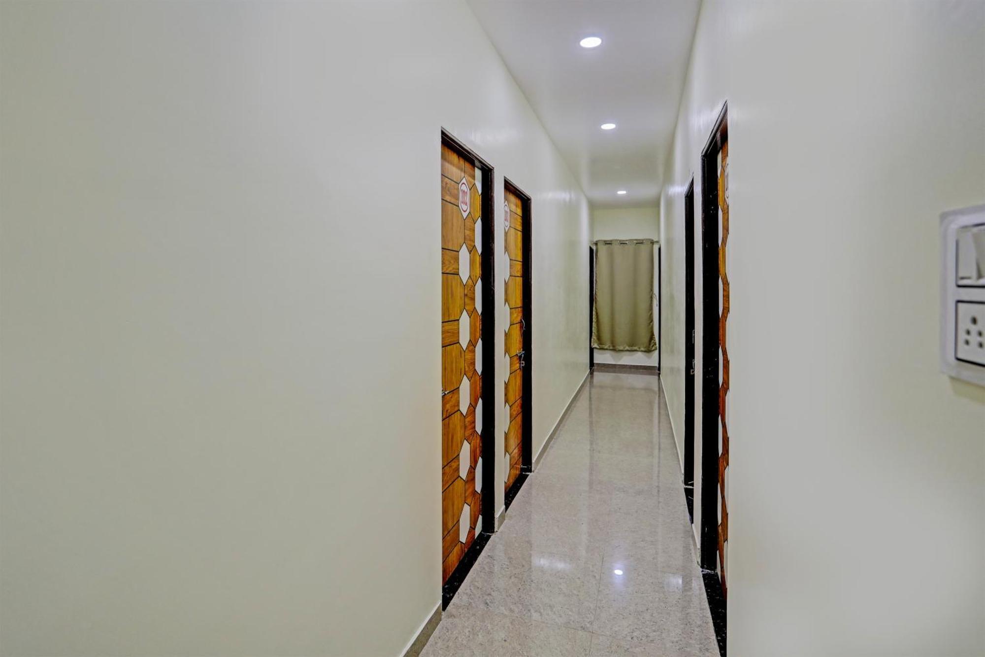 Hotel O P S Nagpur Ngoại thất bức ảnh